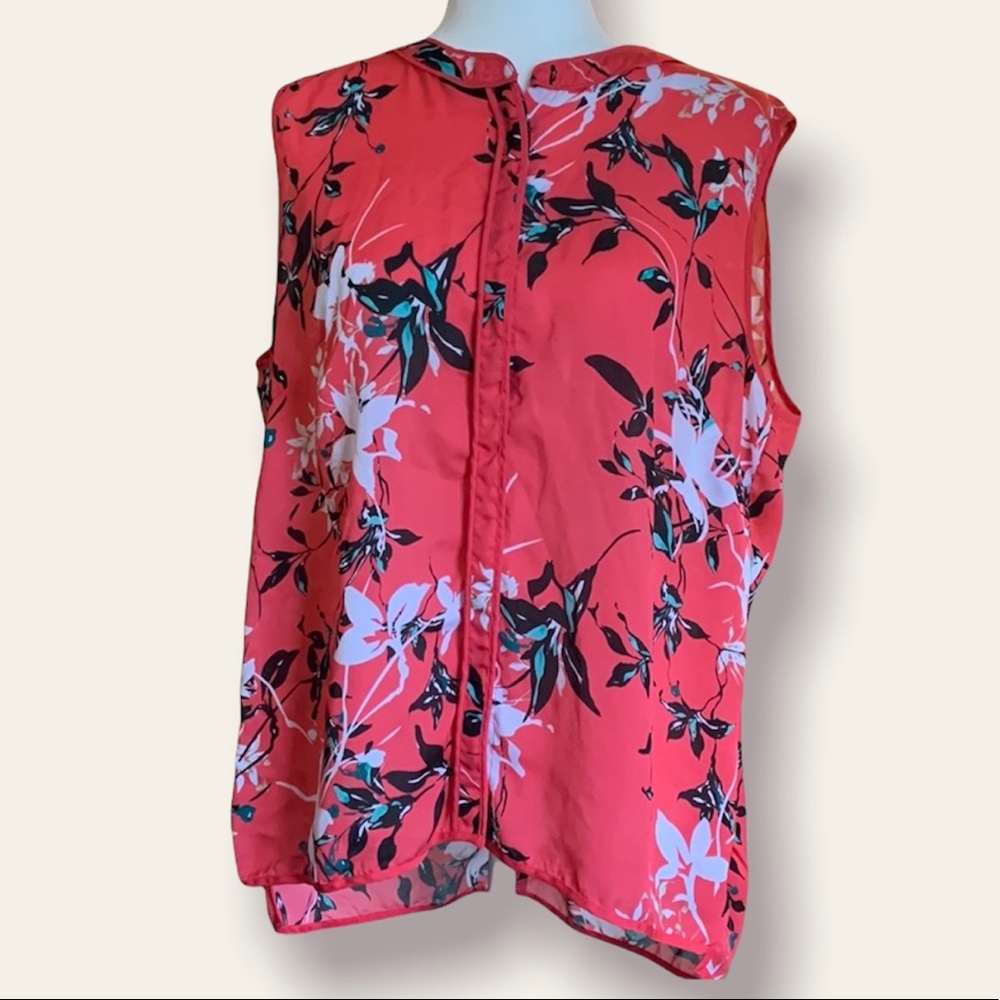 🌸 Liz Claiborne Floral Sleeveless Blouse Size XL